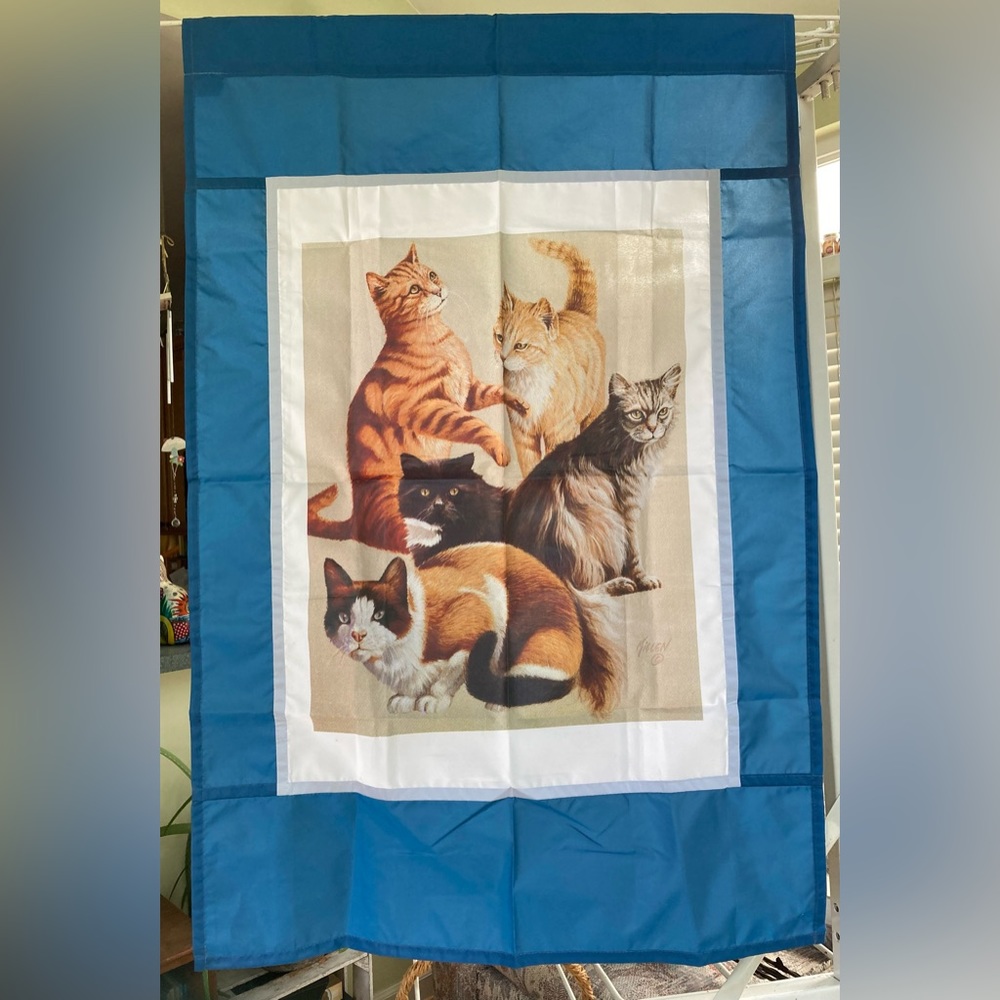 ‘Cats’ Flag (28”x42”)